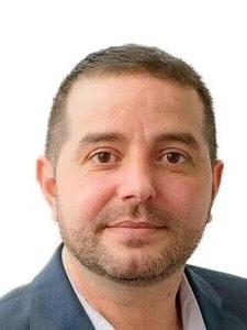 Шатах Валид Ахмедович