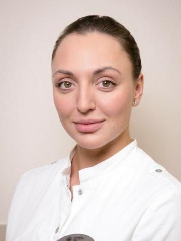 Добросмыслова Анна Олеговна