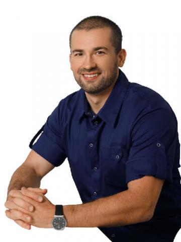 Столяров Денис Иванович